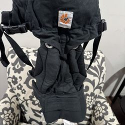 Ergo Baby Carrier