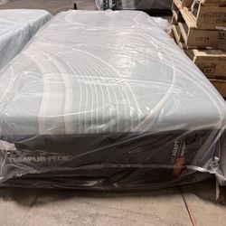 SALE 💥Twin XL Mattress Tempurpedic LuxeAdapt firm 2.0