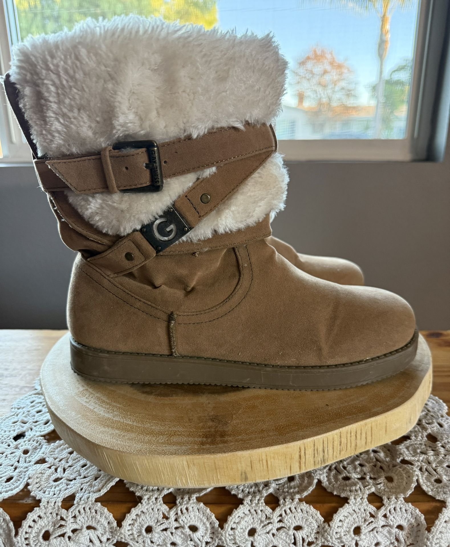 Guess Ladies Light Brown Boots Size 8