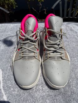 Adidas Low-Top Sneakers Gray Pink.  Basketball Men’s 11 1/2