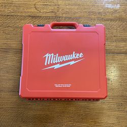Milwaukee 3/8 Drive SAE/Metric Ratchet Socket Mechanics Tool Set
