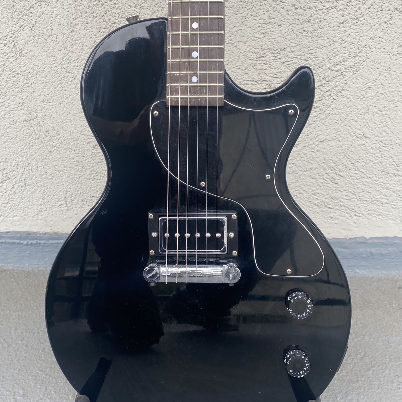 ギター Les paul Junior P94 Gibson Les Paul Junior Special P-90 - Satin Ebony | Sweetwater