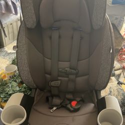 EVENFLO and GRACO Car seats 