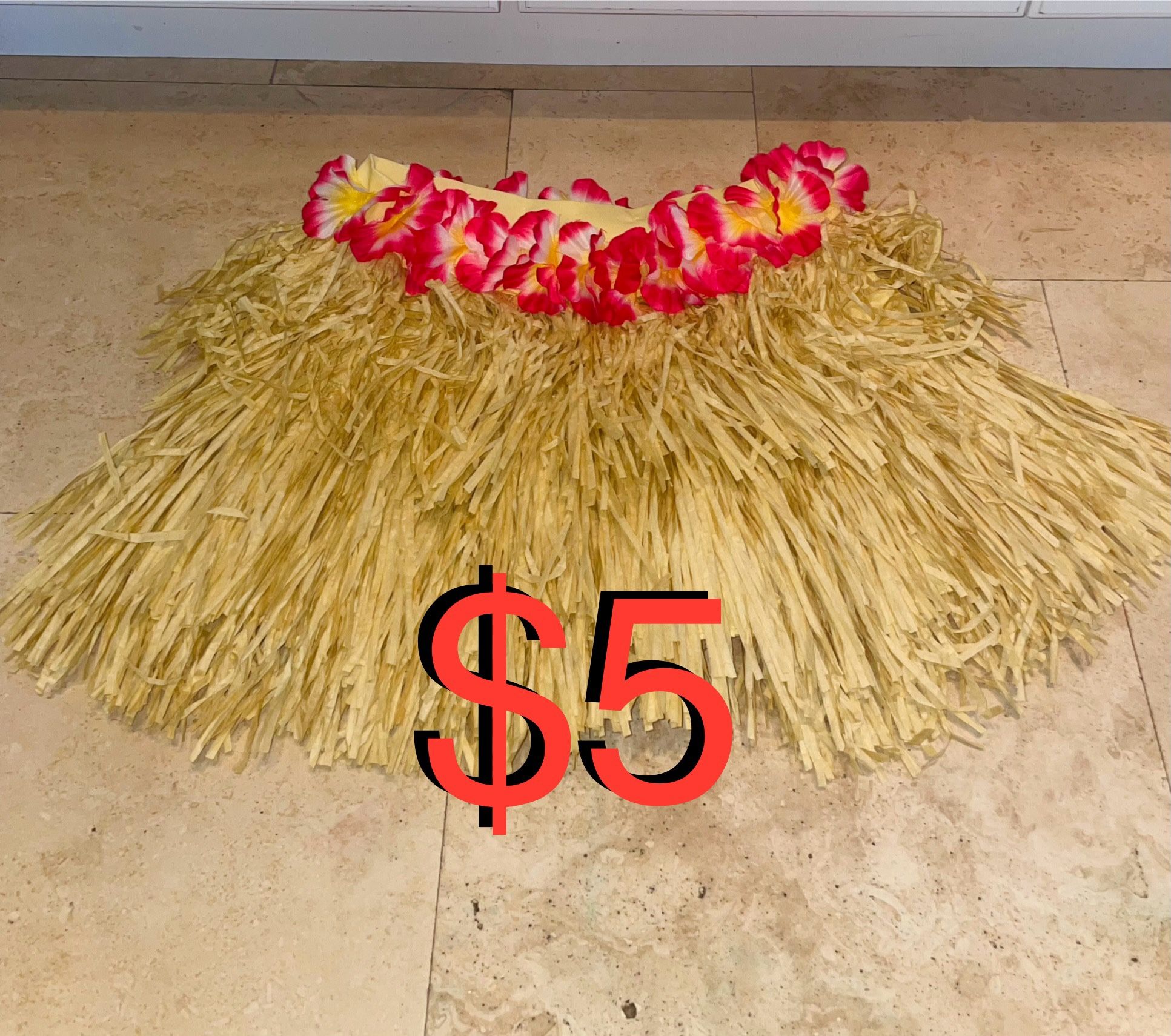 $5 Adult Hawaiian 🌺 Skirt brand new great quality look at pics one size fit all