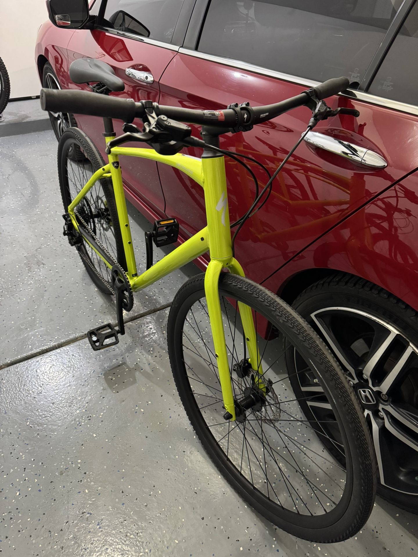 2025 Specialized Sirrus 2.0 XL & Small New