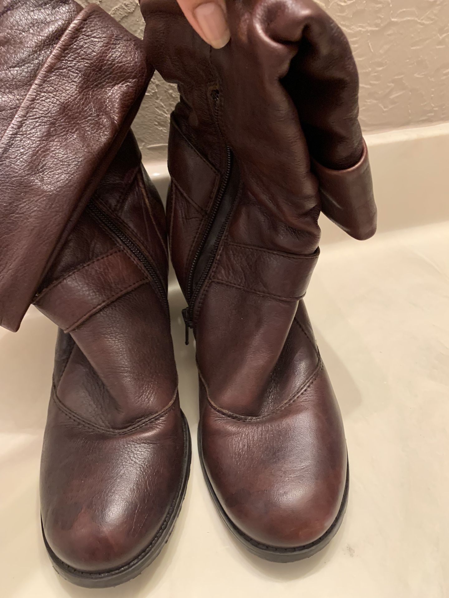 Aldo Boot Leather