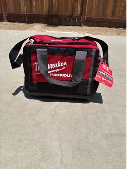 Milwaukee Packout 15” Tool Bag 48-22-8321