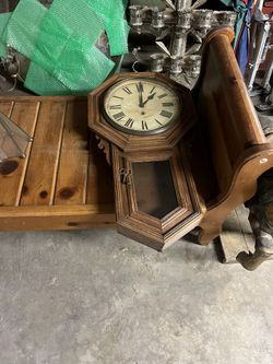 Wall clock 