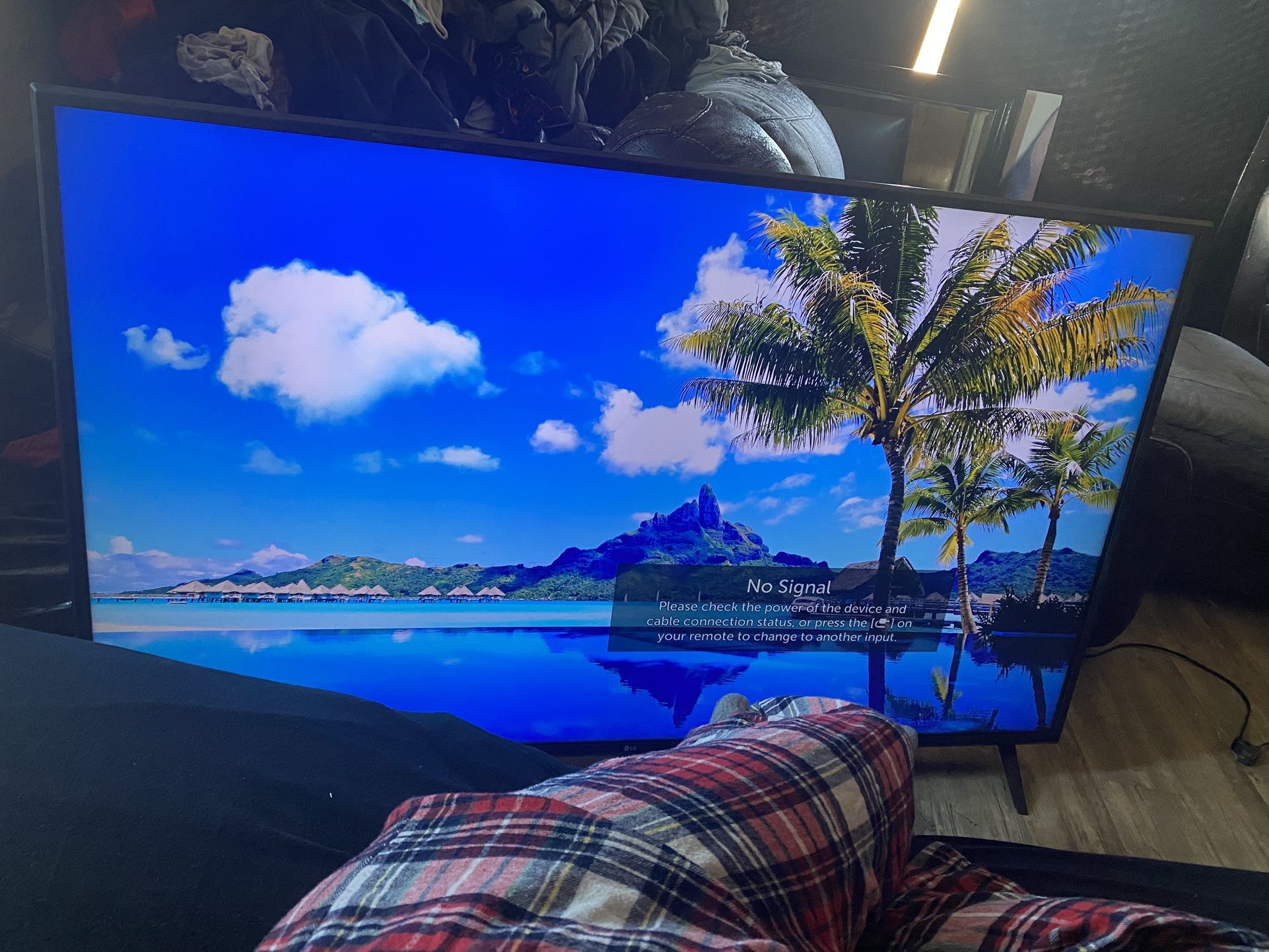 65 In LG Smart Tv