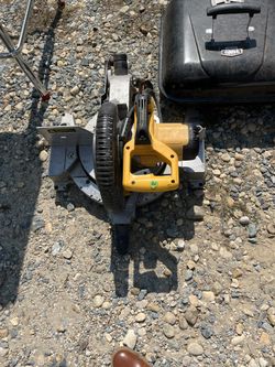 De Walt Miter Box 10 Inch Blade