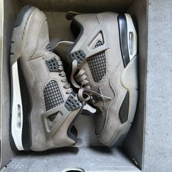 Retro 4 Cave stone 