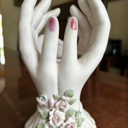 Lefton China Hand Painted 7 Inch Tall, Porcelain Hands Marked And Numbered Made In 🇯🇵 Japan