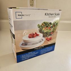 Mainstays White Kitchen Scale Weighs up to 7lbs. Adjustable for Weighing Different Ingredients. Open Box, never used. Makes a great holiday Christmas 