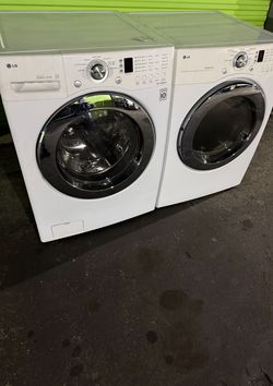 Washer And Dryer Lg White Front loaders
