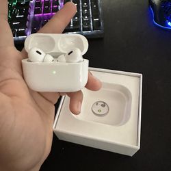 Air Pod Pro 2 Never Used Brand New 