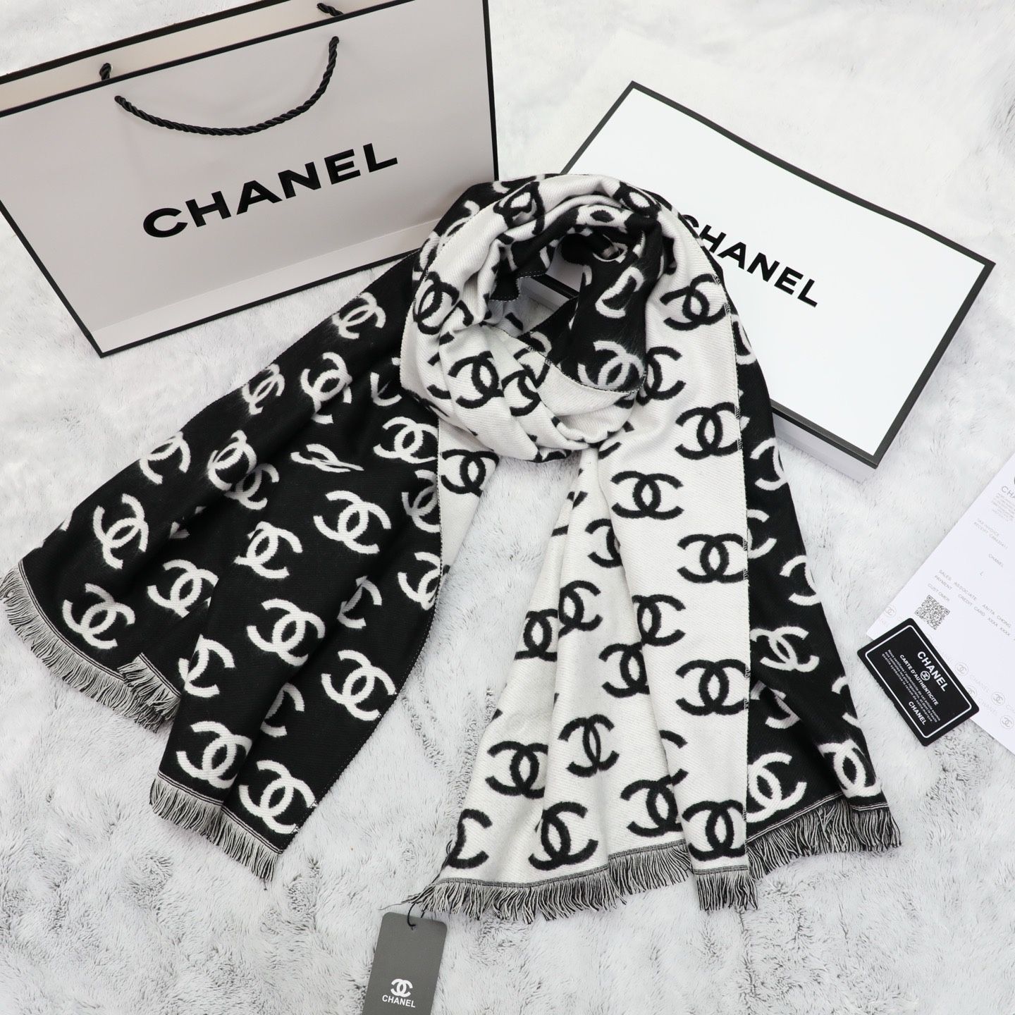 New scarf available in your choice of color