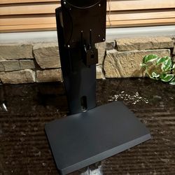 Amazon Basics Monitor Stand Used With 27” Monitor