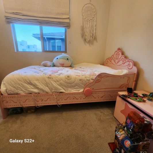 Girl's Bed, Mattress, and Toy Chest