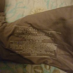Victoria secret bundle two bras 34 DD