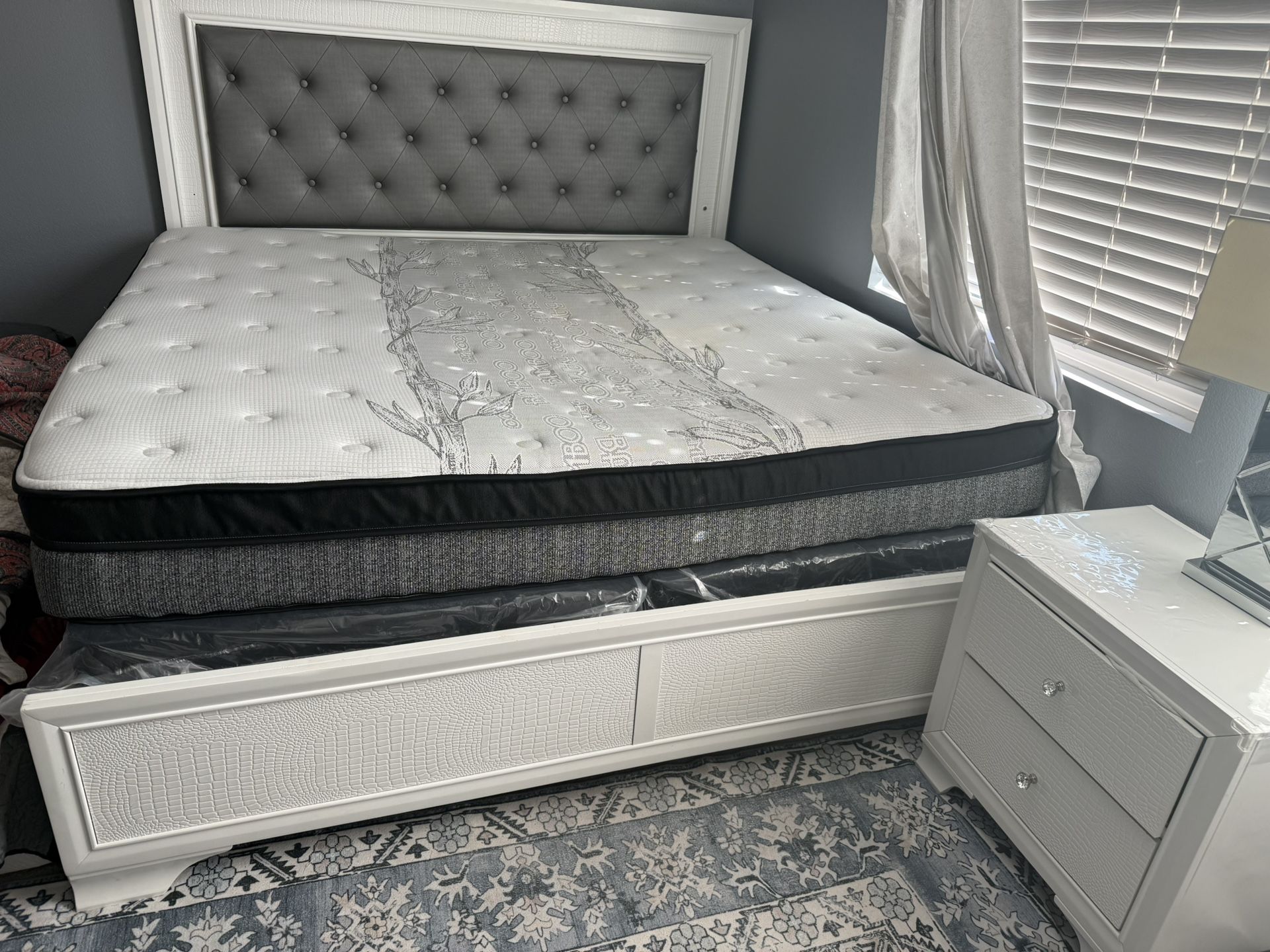 Eastern King Bedroom Set With Mattress Included