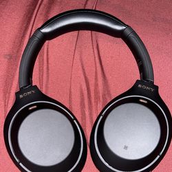 Sony headphones WH-1000 XM4