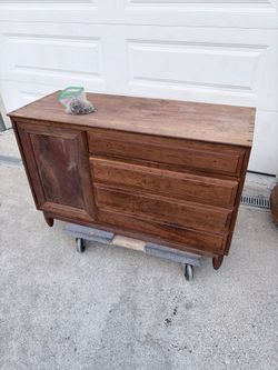 Willet Sideboard