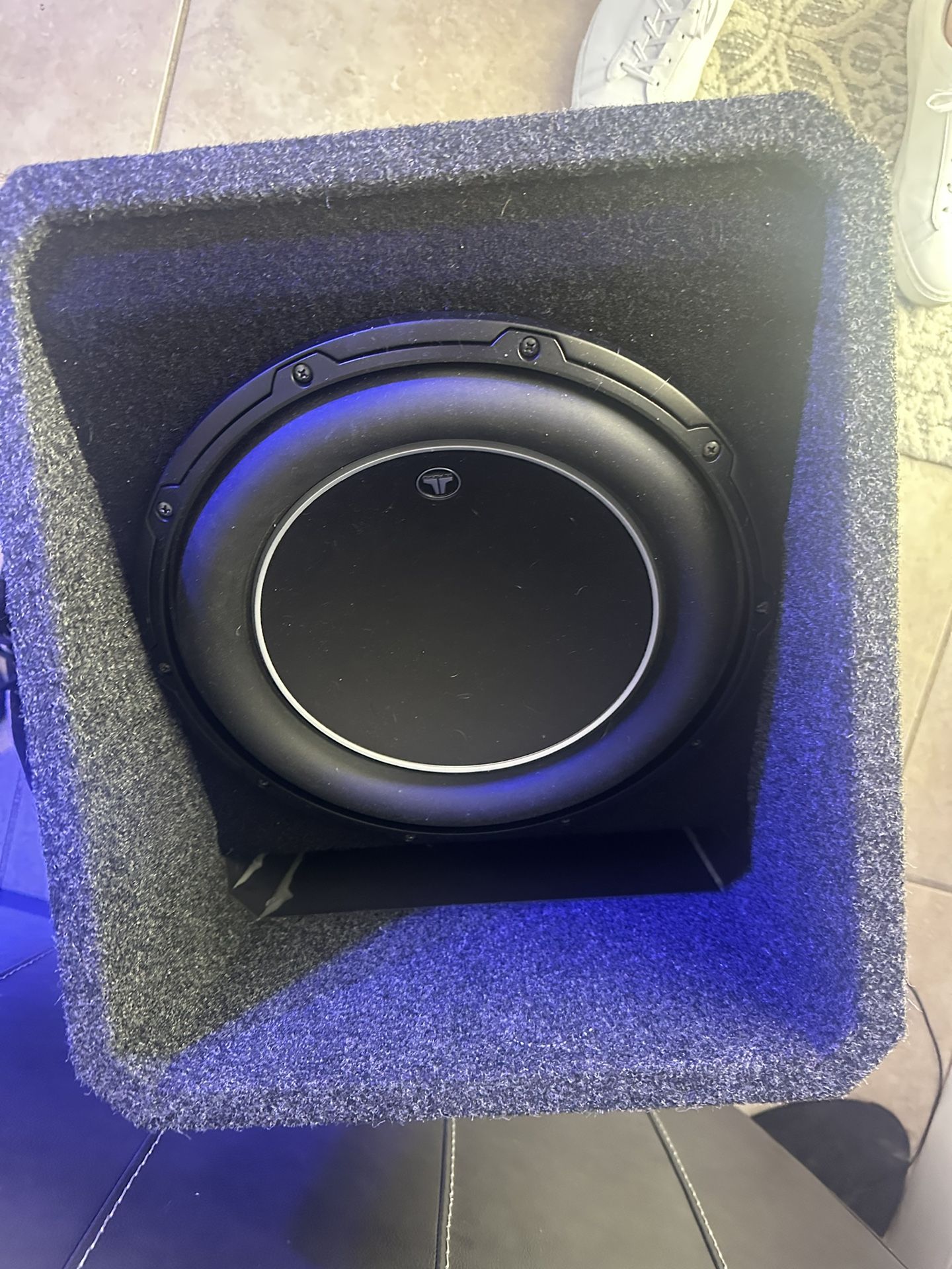 JL Audio HO112W6v3