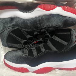 Jordan 11 Womens