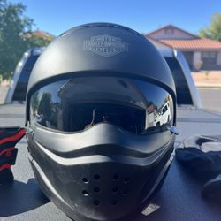 Harley Davidson 3 Piece Helmet And Gloves 