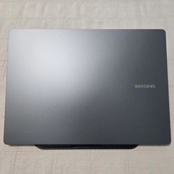 Samsung Galaxy Book5 Pro