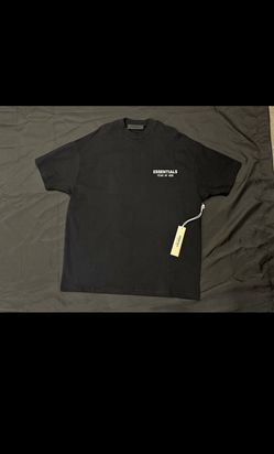 Tshirts essentials XS & XL