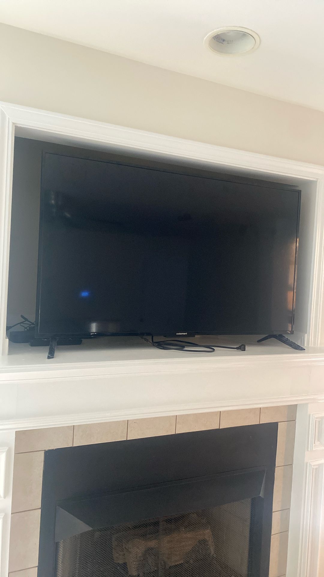 Element Smart TV