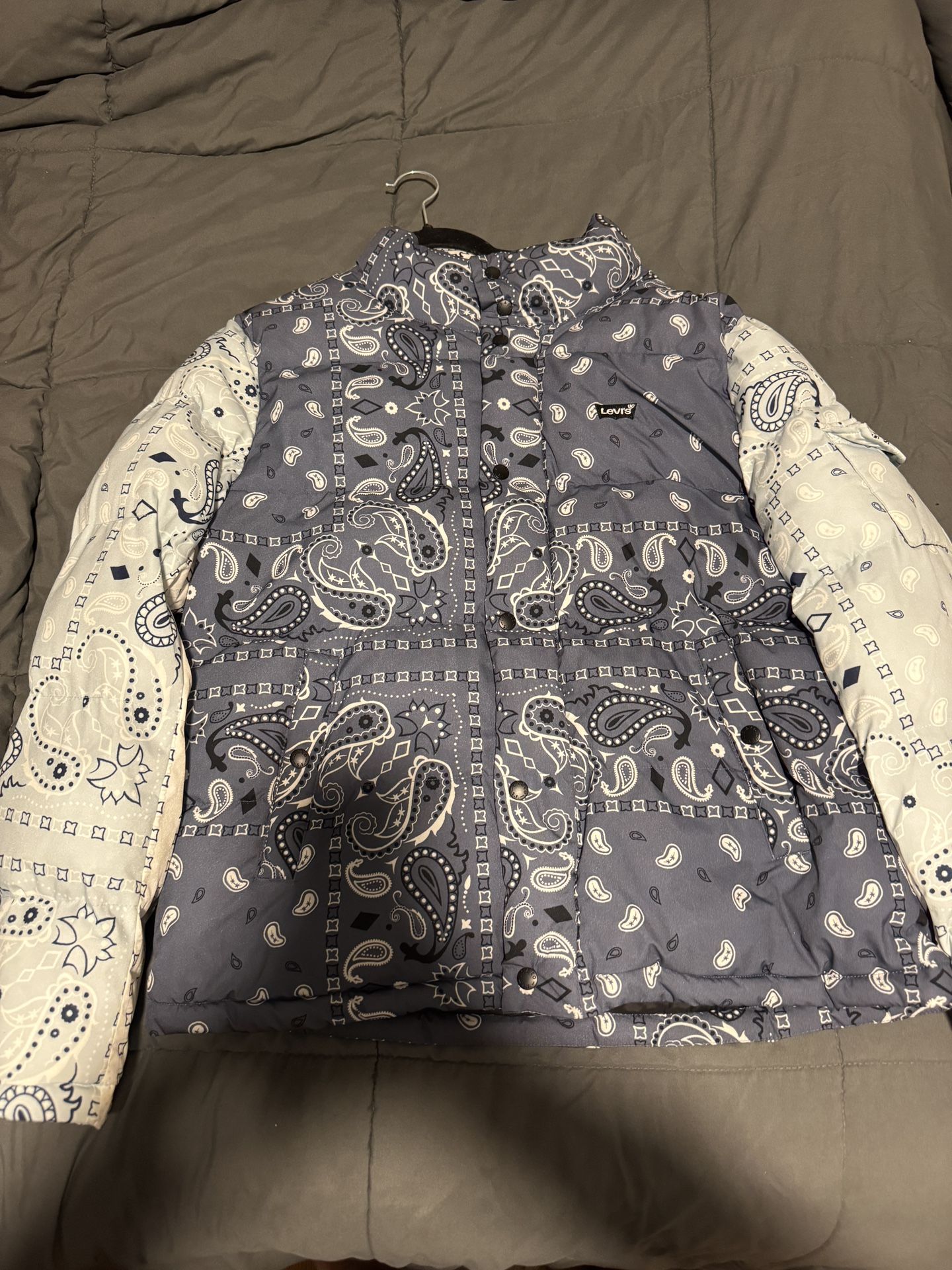 Blue Levi’s Puffer
