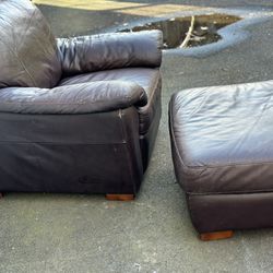 FREE leather Chair And Ottoman 