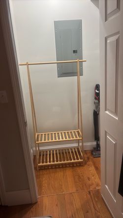 Clothing rack bamboo