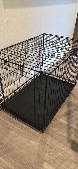 Medium size dog crate