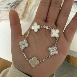 4-leaf Clover Bracelet 