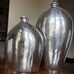 Modern Silver Metallic Decorative Vases – Set of 2