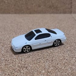 2015 Maisto 2015 Ford Mustang GT White 1:64 Loose Maisto Fresh Metal
