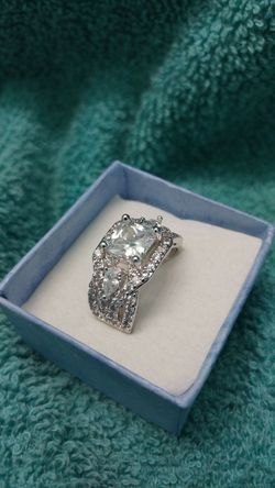 Elegant wedding ring