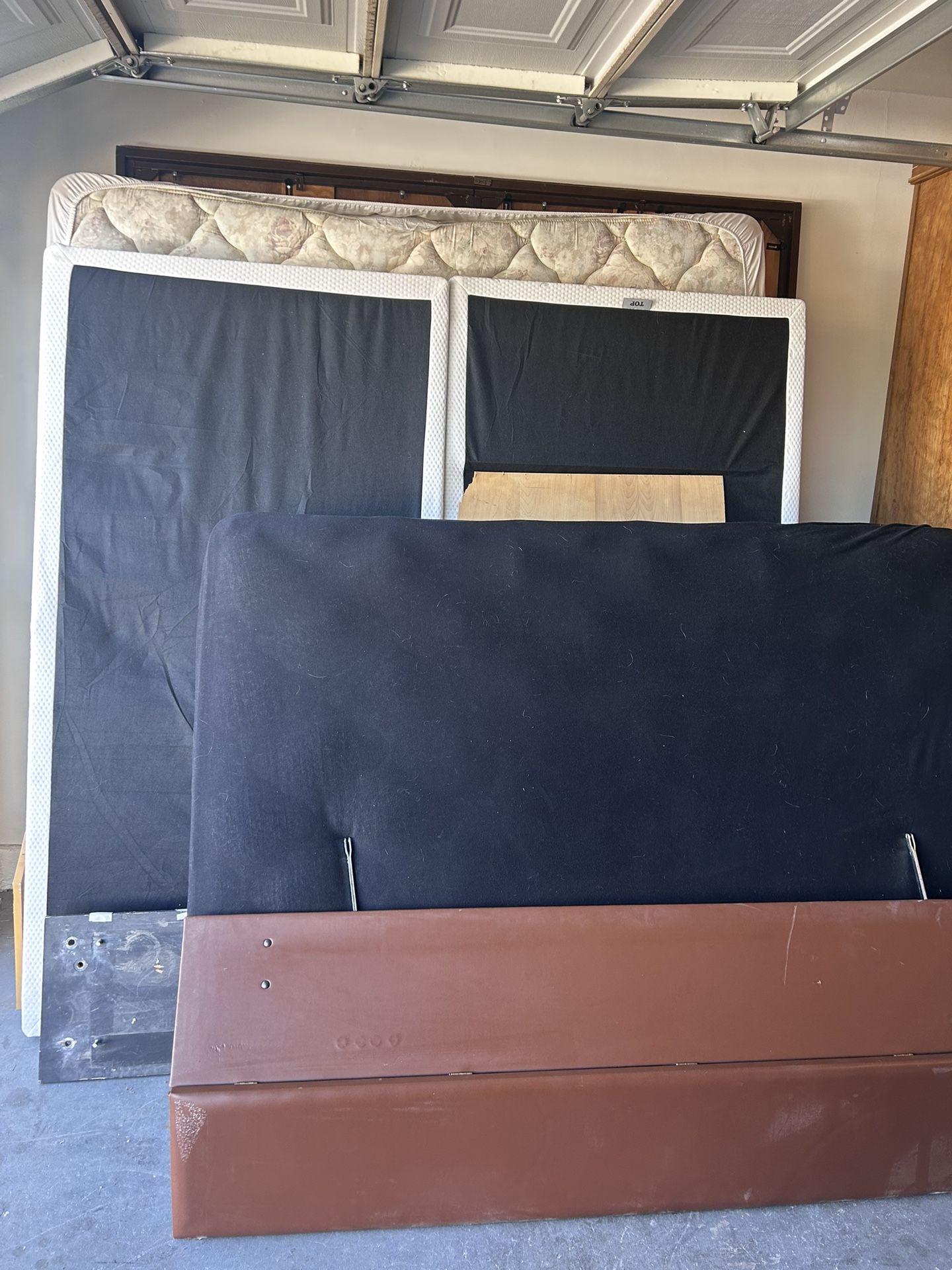 King Murphy Bed Set.