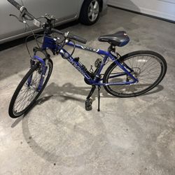 🚲 Schwinn Frontier Mountain/Hybrid Bike – Excellent Condition – Ready to Ride (CASH ONLY)