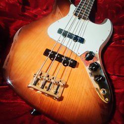 Fender Jazz Bass 75 Anniversary Commemorative  USA Made Limited Edition Bass