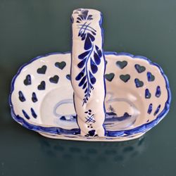 Delft Blue Vintage Basket