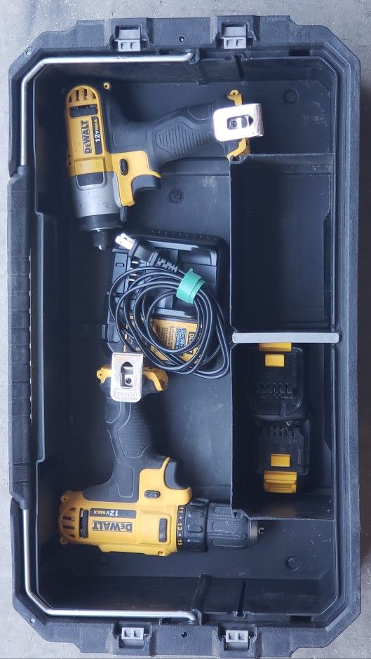 Dewalt 12V Drill And Driver Set