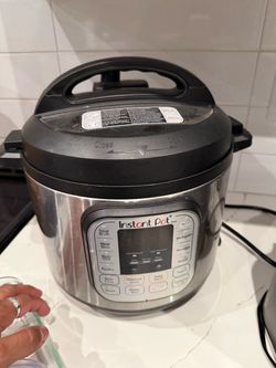 Instant Pot Duo Multi-Use Pressure Cooker