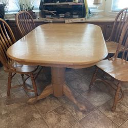 Kitchen Real Wood Claw Ft Table , 2 Leafs , 6 Chairs 