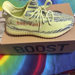 Yeezy 350 Frozen yellow Size 12 