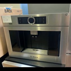 Bosch 800 Series Smart Built-in Coffee Machine, Removable Water Tank, Large Color Touch Screen