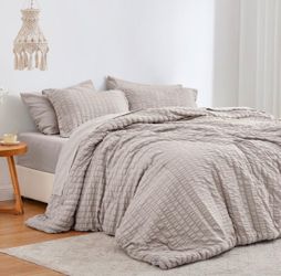 Twin Comforter 5Pcs Sealed
